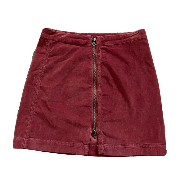 Free People Dresses & Skirts - FREE PEOPLE Mini Skirt 6 Red Maroon womens micro Curduroy velvet Full Zip Front